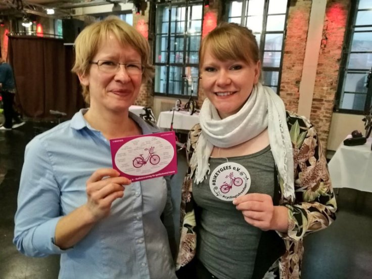 Caro_meets_bikeygees